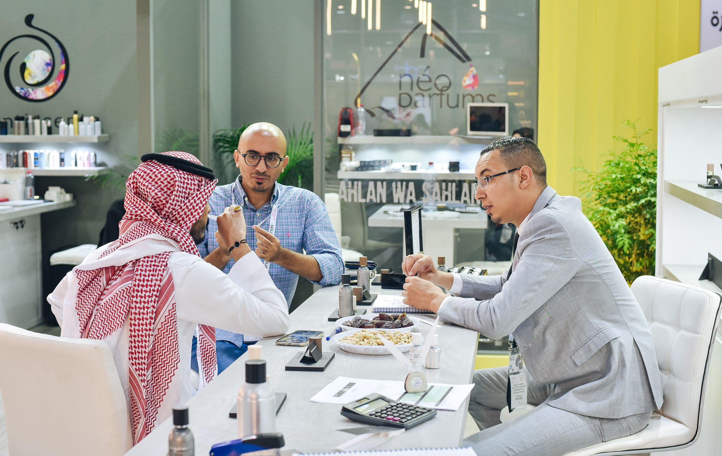 Beautyworld Saudi Arabia - Exhibitors and Visitors Interaction