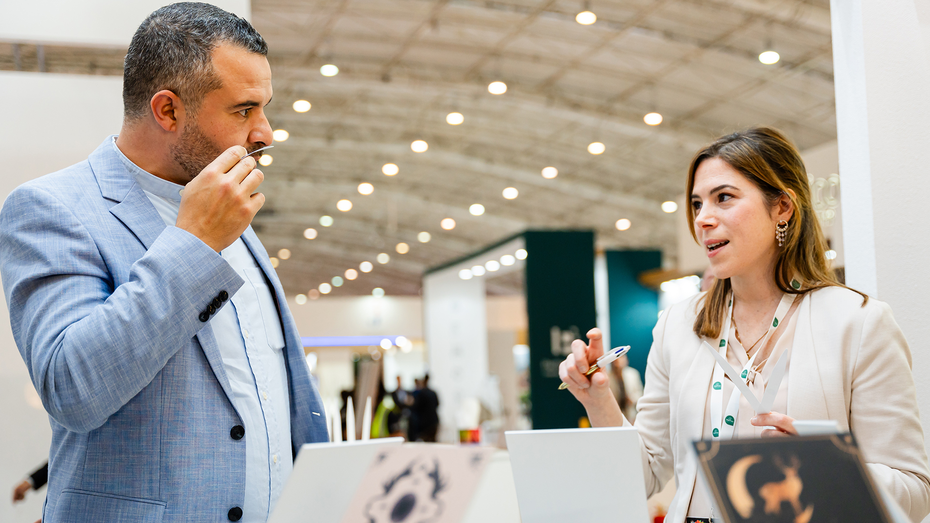 Beautyworld Saudi Arabia - Visitor and exhibitor interaction