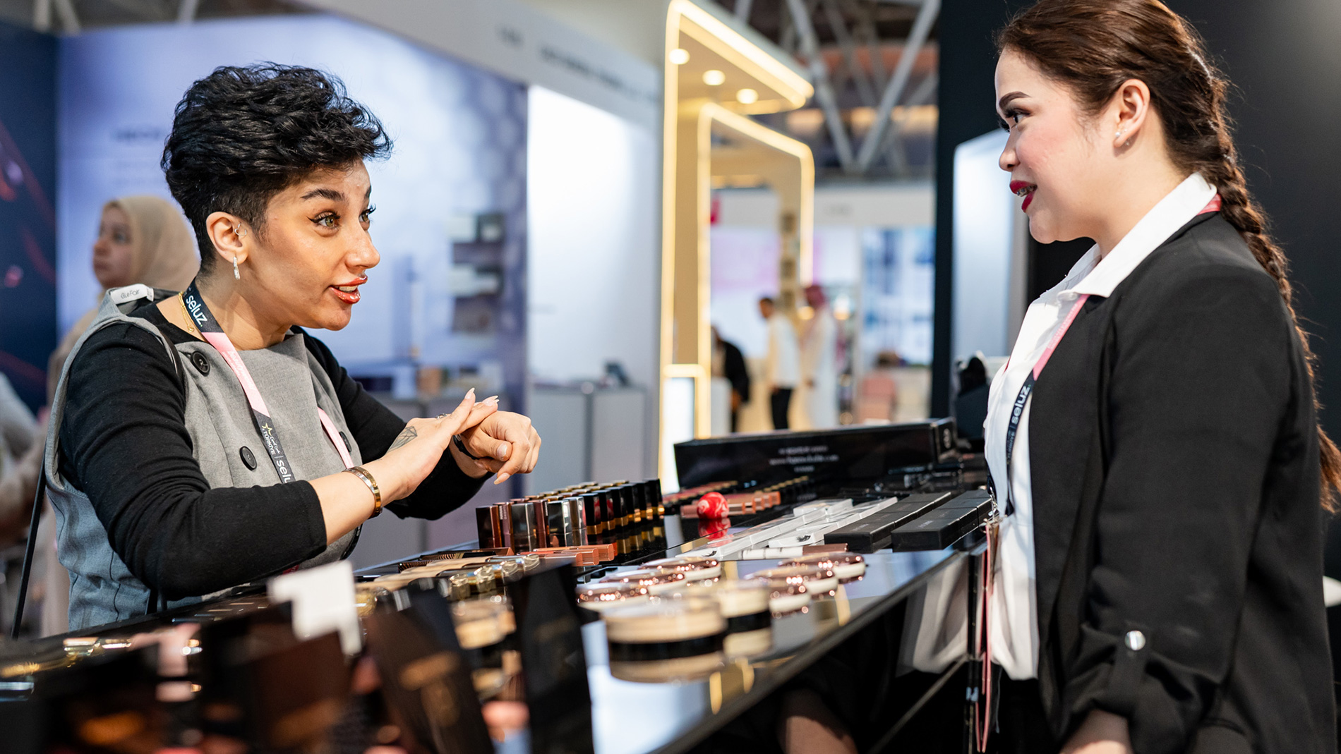 Beautyworld Riyadh - Visitor interaction with exhibitor