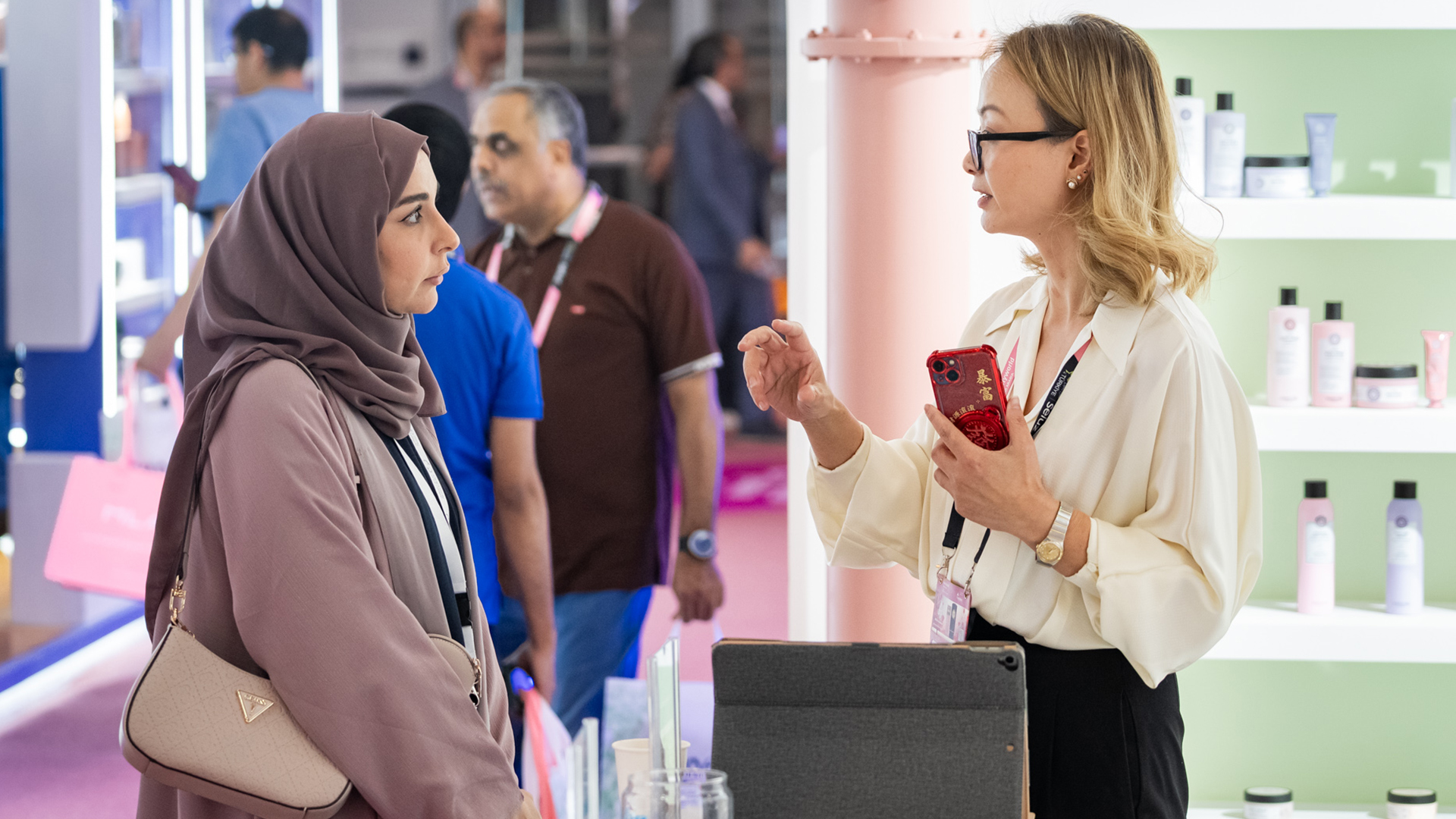 Beautyworld Riyadh - Visitor and exhibitor interaction